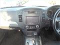 2010 Mitsubishi Pajero
