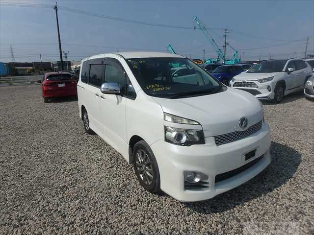 2011 Toyota Voxy