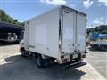 2017 Isuzu Elf