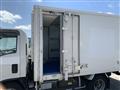 2017 Isuzu Elf