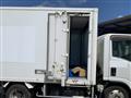 2017 Isuzu Elf