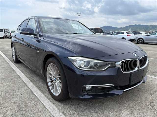 2013 BMW 3 Series