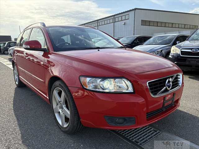 2011 Volvo V50