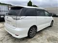 2013 Toyota Estima