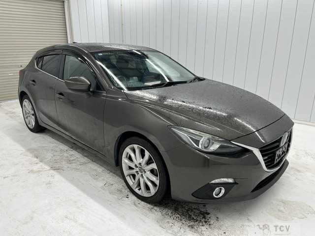 2014 Mazda Axela