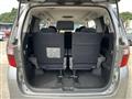 2009 Toyota Alphard