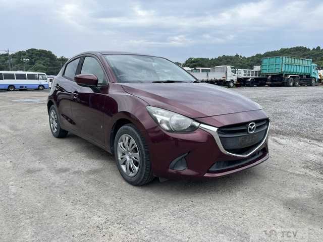 2017 Mazda Demio