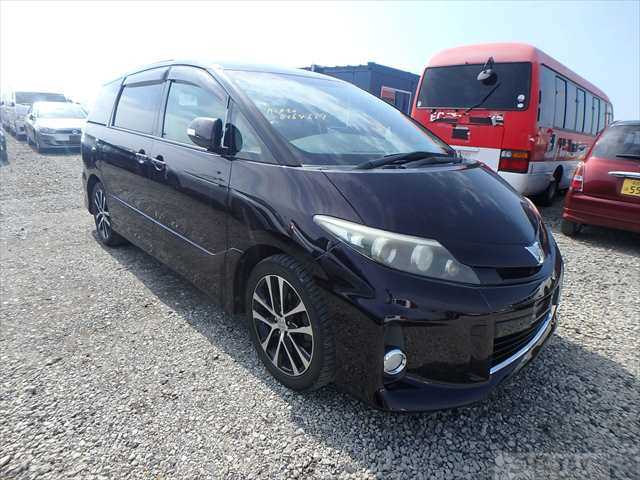2013 Toyota Estima