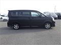 2007 Toyota Voxy