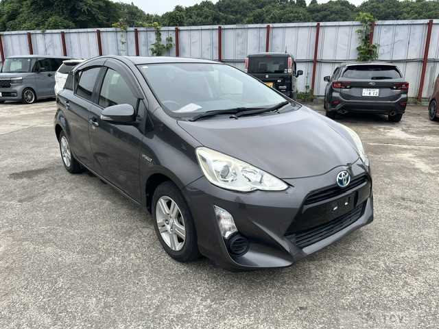 2015 Toyota AQUA
