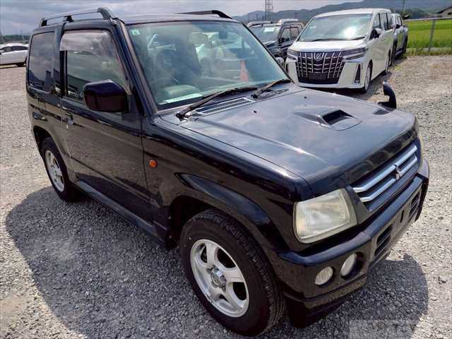 2005 Mitsubishi Pajero Mini