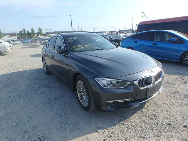 2013 BMW 3 Series