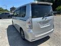 2009 Toyota Voxy
