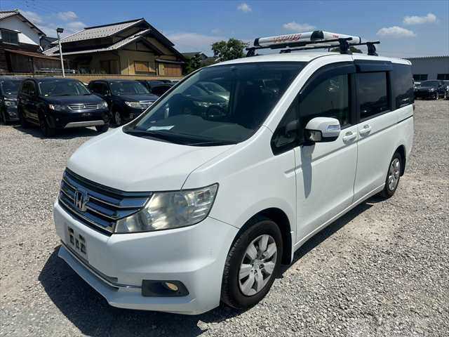 2013 Honda Step WGN