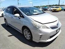 2013 Toyota PRIUS α