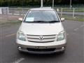 2004 Toyota IST