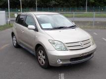 2004 Toyota IST
