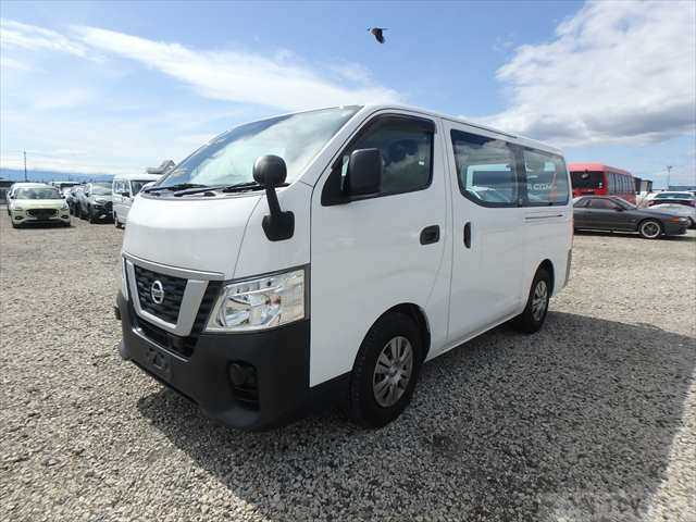 2019 Nissan NV350 Caravan