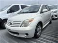 2005 Toyota IST
