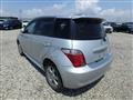 2005 Toyota IST