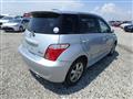 2005 Toyota IST