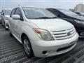 2005 Toyota IST