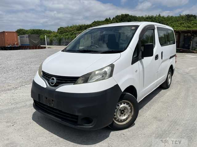 2013 Nissan NV200 VANETTE