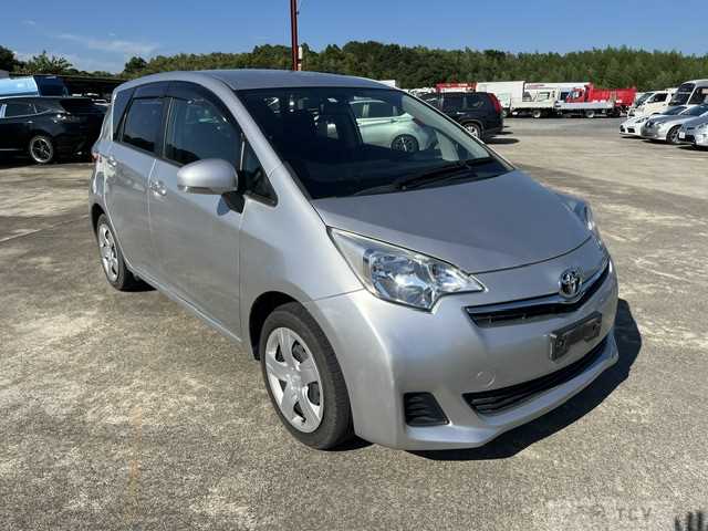 2011 Toyota Ractis