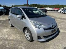 2011 Toyota Ractis