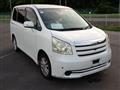 2007 Toyota Noah