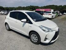 2017 Toyota Vitz