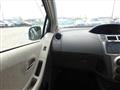 2009 Toyota Vitz