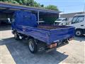 2009 Isuzu Elf