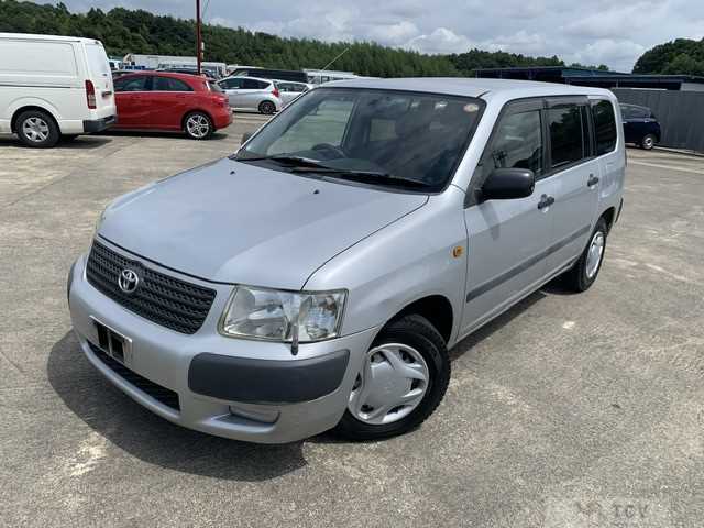 2003 Toyota Succeed Van