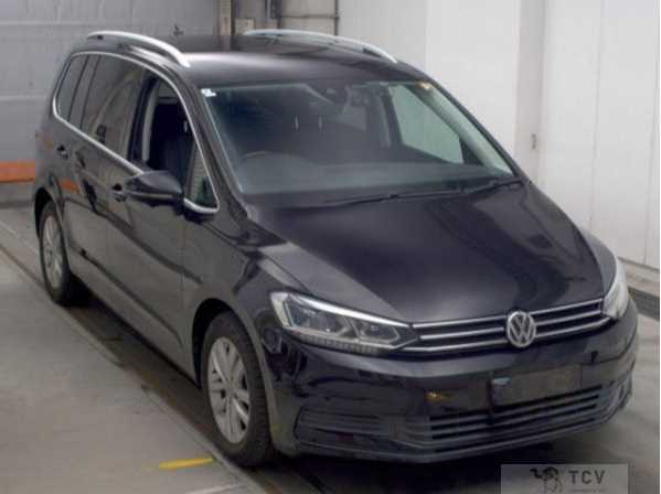 2017 Volkswagen Golf Touran