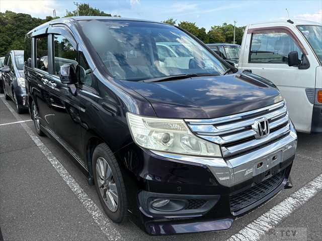 2013 Honda Step WGN