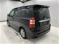 2010 Toyota Noah