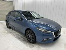 2016 Mazda Axela Sport