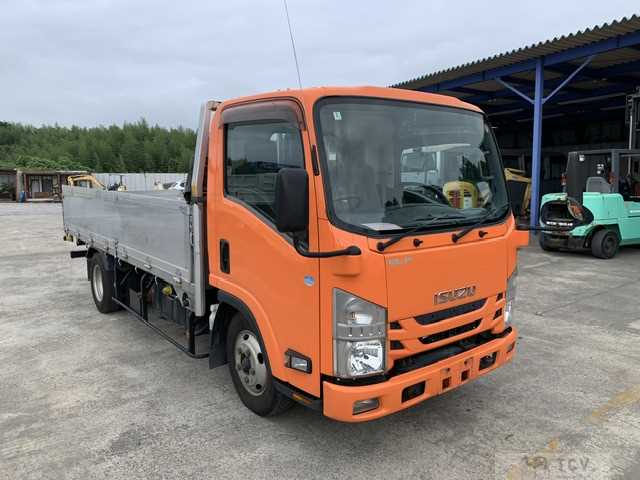 2016 Isuzu Elf