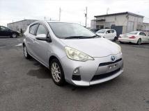 2013 Toyota AQUA