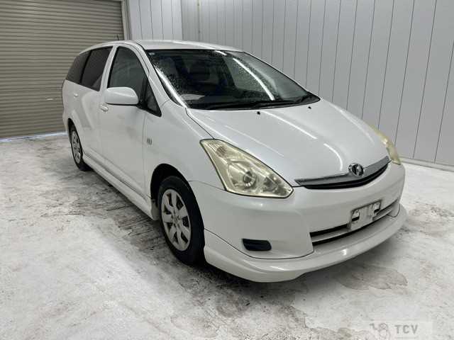 2005 Toyota Wish