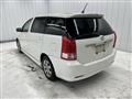 2005 Toyota Wish