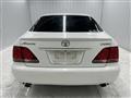 2006 Toyota Crown