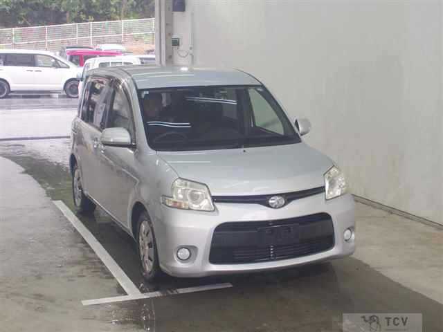 2011 Toyota Sienta