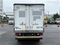 2015 Isuzu Elf