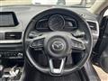 2016 Mazda Axela