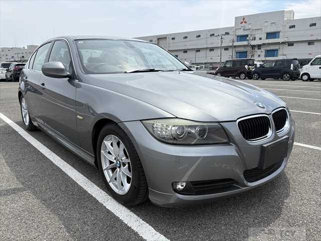 2011 BMW 3 Series