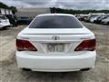 2009 Toyota Crown