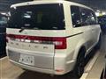 2010 Mitsubishi Delica D5