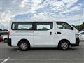 2022 Nissan NV350 Caravan